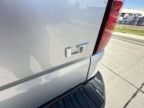 Used 2020 Chevrolet Silverado 1500 LT image 30