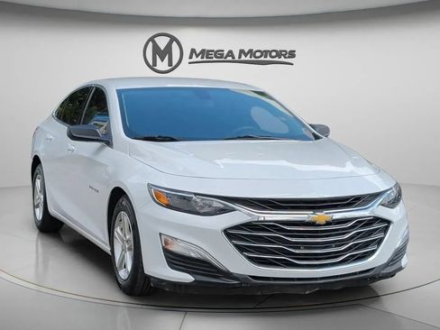 Used 2021 Chevrolet Malibu LS FWD image 11