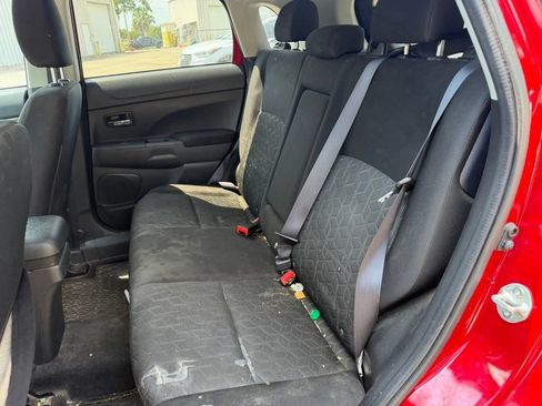 Used 2020 Mitsubishi Outlander Sport ES FWD image 11