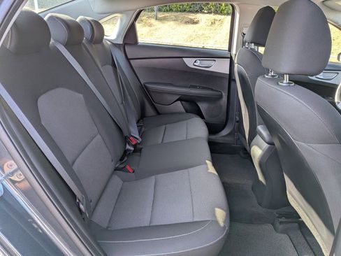 Used 2024 Kia Forte LXS image 18