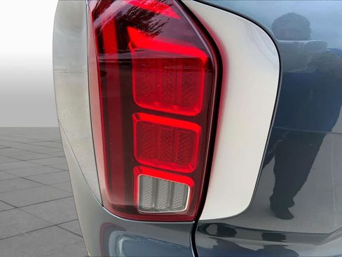Certified 2025 Hyundai Palisade SEL FWD image 27