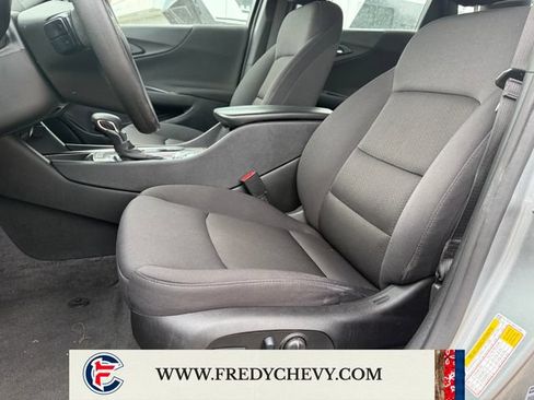 Used 2024 Chevrolet Malibu LT FWD image 15