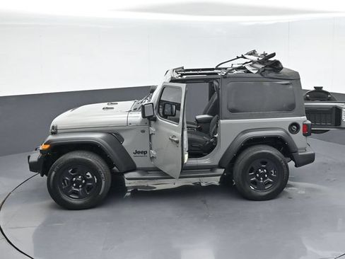Used 2022 Jeep Wrangler Sport AWD/4WD image 51