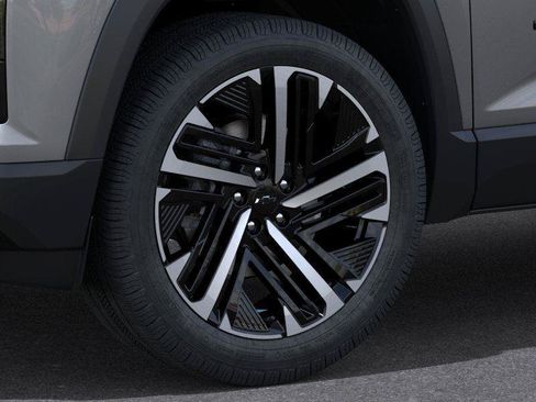New 2026 Chevrolet Equinox RS w/ Convenience Package III AWD/4WD image 9