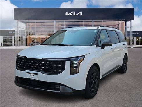 Certified 2025 Kia Carnival SX w/ SX Dark Edition Package FWD image 1