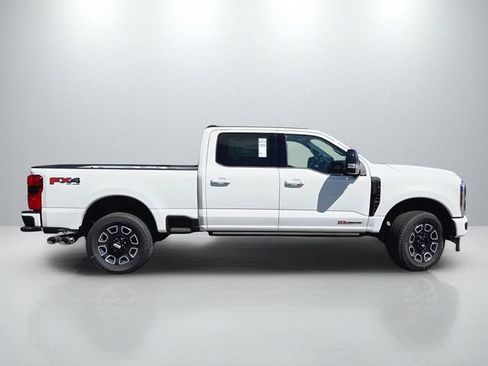 New 2026 Ford F250 Platinum AWD/4WD image 3