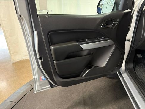 Certified 2016 Chevrolet Colorado LT w/ LT Convenience Package AWD/4WD image 4
