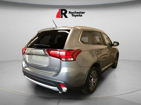 Used 2016 Mitsubishi Outlander GT AWD/4WD image 6