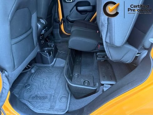 Certified 2021 Jeep Gladiator Sport AWD/4WD image 39