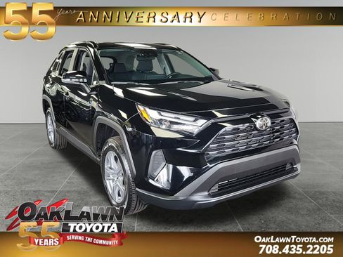 Certified 2025 Toyota RAV4 XLE AWD/4WD image 1