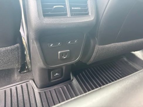 Used 2019 Chevrolet Equinox Premier AWD/4WD image 31