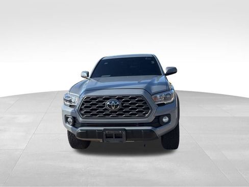 Used 2020 Toyota Tacoma TRD Off-Road w/ Technology Package image 10