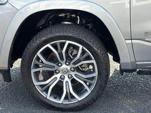 Certified 2025 RAM 1500 Tungsten w/ Off Road Group AWD/4WD image 12