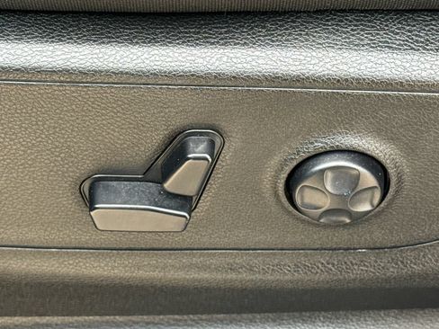 Used 2020 RAM 1500 Big Horn AWD/4WD image 20