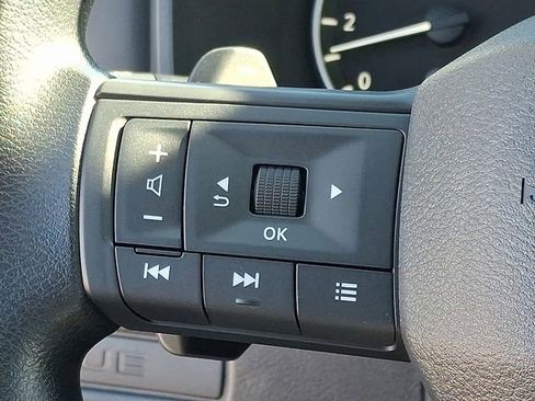 New 2026 Nissan Rogue S image 17