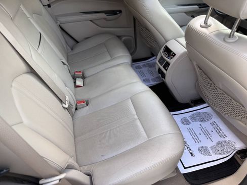 Used 2013 Cadillac SRX Premium FWD image 19