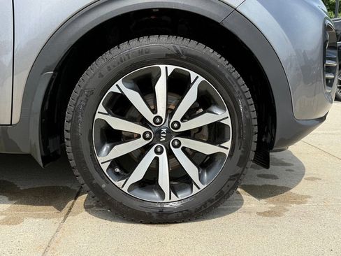 Used 2018 Kia Sportage EX w/ Option Group 040 AWD/4WD image 8