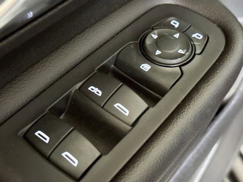 Used 2020 GMC Terrain SLE w/ Driver Convenience Package image 18