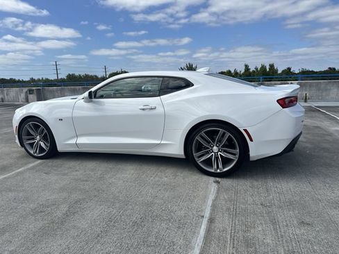 Used 2016 Chevrolet Camaro LT RWD image 15
