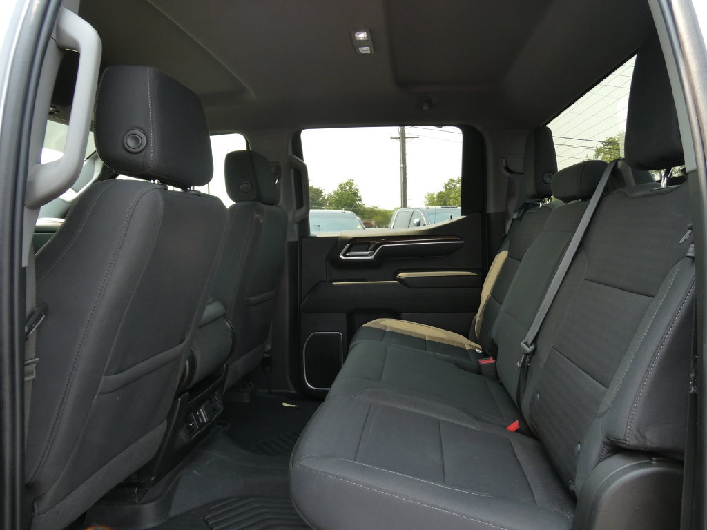 Certified 2022 Chevrolet Silverado 1500 RST AWD/4WD image 18