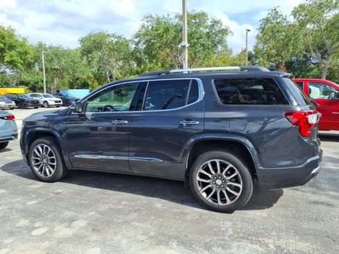 Used 2022 GMC Acadia Denali w/ Denali Ultimate Package image 8