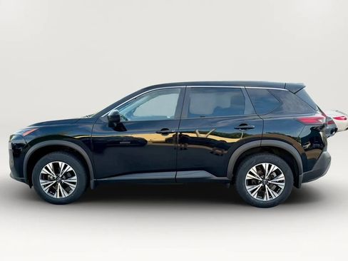 Used 2023 Nissan Rogue SV FWD image 4
