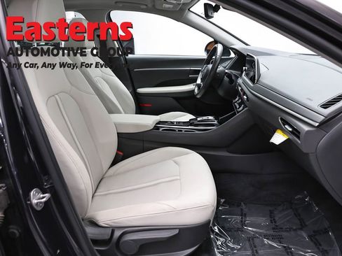 Used 2023 Hyundai Sonata SEL w/ Convenience Package FWD image 25