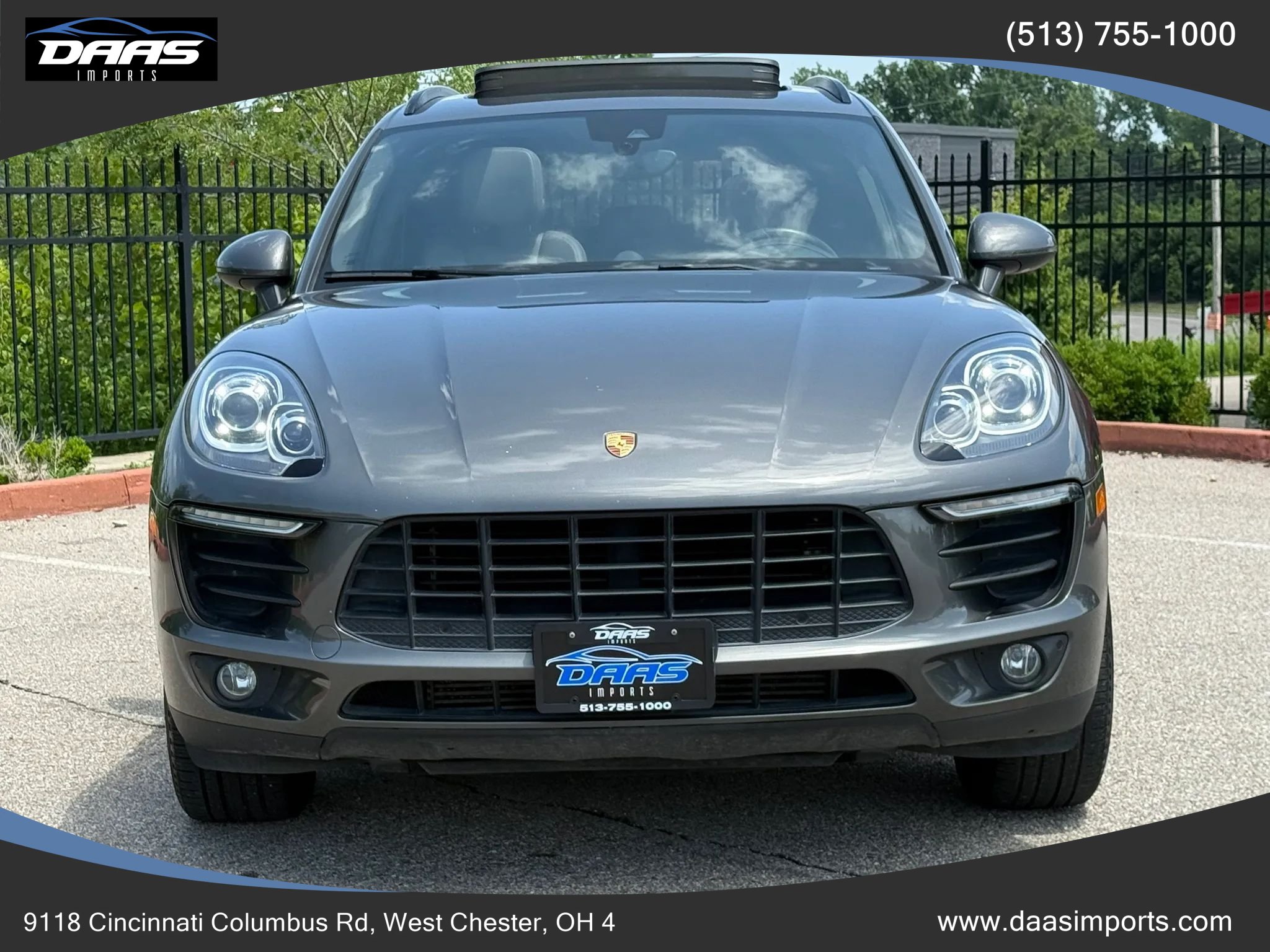 Used 2018 Porsche Macan AWD/4WD image 2