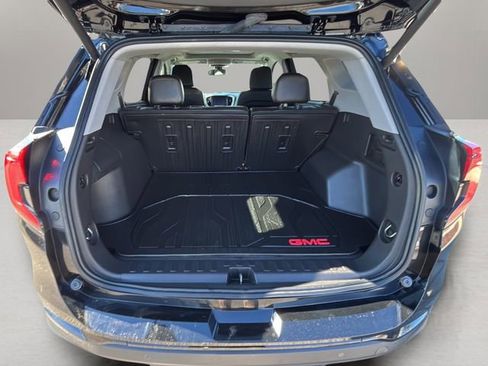 Used 2021 GMC Terrain SLT w/ Infotainment Package II image 32
