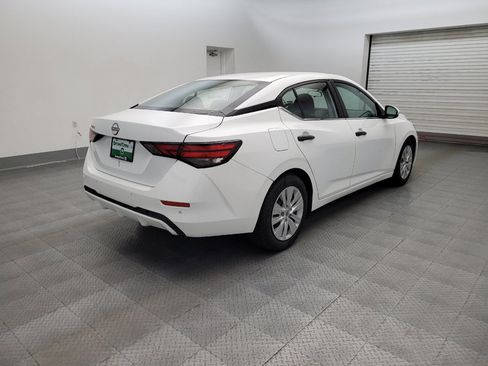 Used 2024 Nissan Sentra S FWD image 9