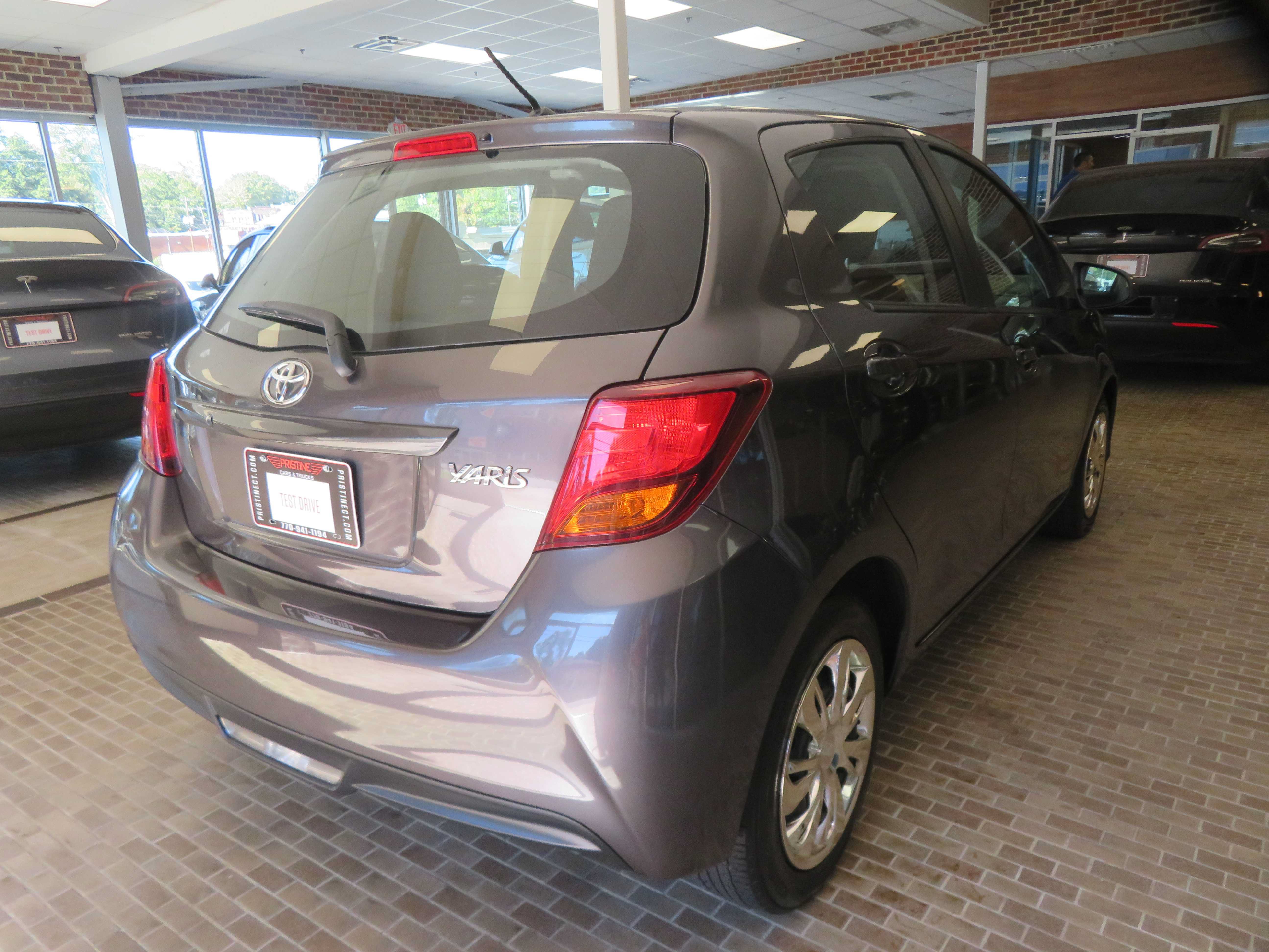 Used 2015 Toyota Yaris L FWD image 4