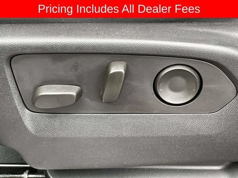 Used 2023 Chevrolet Tahoe LT w/ Luxury Package AWD/4WD image 18