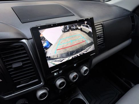 Used 2019 Toyota Sequoia SR5 image 21