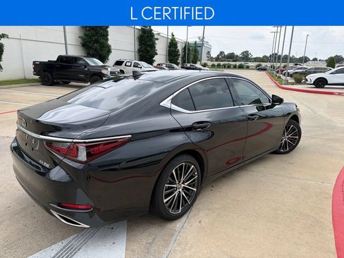 Certified 2025 Lexus ES 350 w/ Premium Package FWD image 2