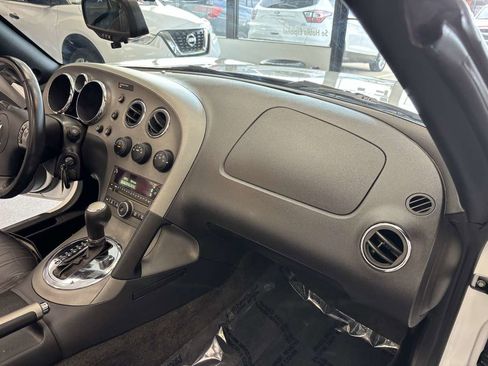 Used 2009 Pontiac Solstice GXP w/ Premium Package image 24