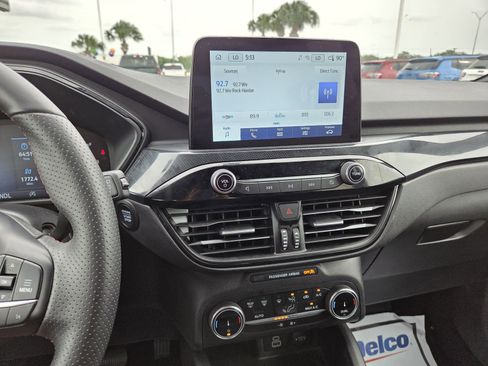 Used 2025 Ford Escape ST-Line FWD image 33