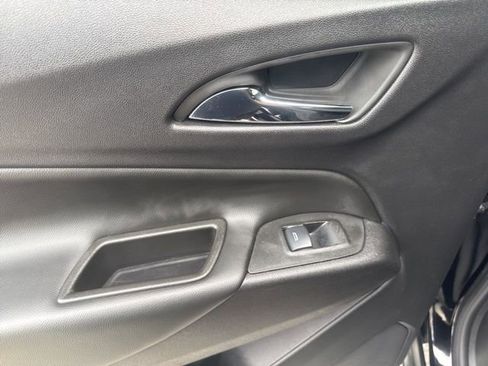 Used 2024 Chevrolet Equinox LT AWD/4WD image 25