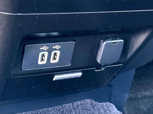 Used 2016 Ford F150 XLT w/ Equipment Group 302A Luxury image 30