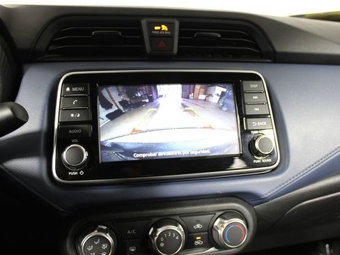 Used 2024 Nissan Versa SV w/ Trunk Package image 19