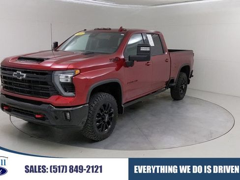 Used 2025 Chevrolet Silverado 2500 LTZ w/ Trail Boss Package AWD/4WD image 1