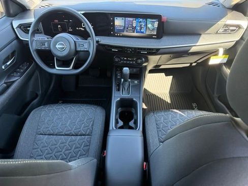 New 2026 Nissan Kicks SV w/ Cold Weather Package image 24