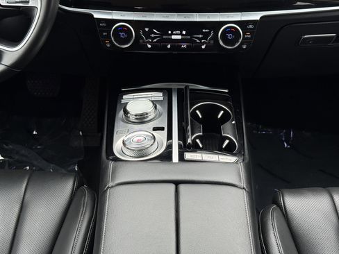 Used 2023 Genesis G80 2.5T image 30