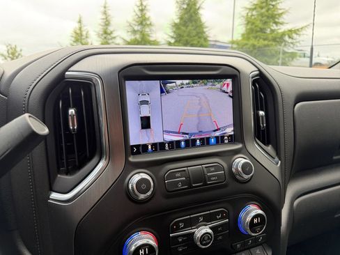 Used 2022 GMC Sierra 2500 Denali w/ LPO, GMC Protection Package AWD/4WD image 17