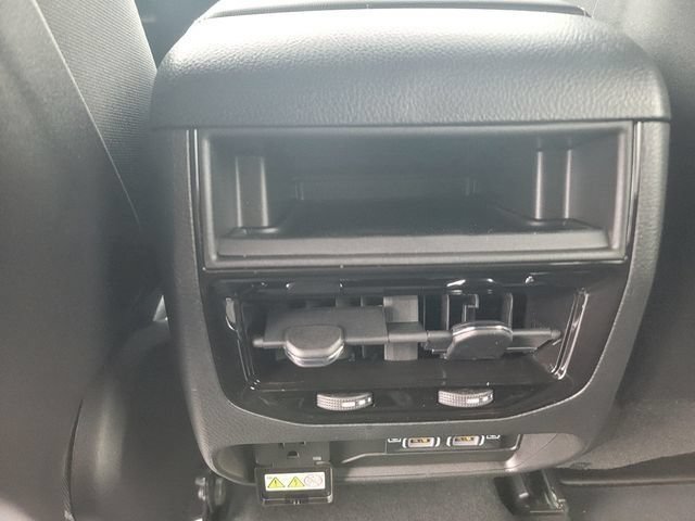 New 2026 Jeep Grand Cherokee Laredo X AWD/4WD image 29