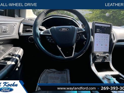 Used 2021 Ford Edge Titanium w/ Cargo Accessory Package FWD image 5