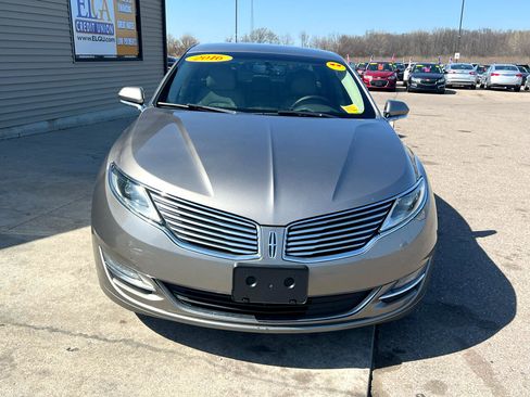 Used 2016 Lincoln MKZ FWD w/ Equipment Group 300A Reserve image 2