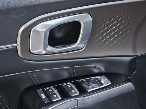 Used 2024 Kia Sorento SX image 23