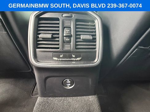 Used 2022 Porsche Macan S AWD/4WD image 19