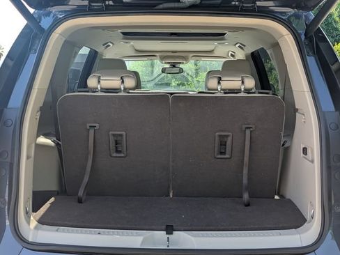 Used 2019 GMC Acadia Denali w/ Technology Package FWD image 27