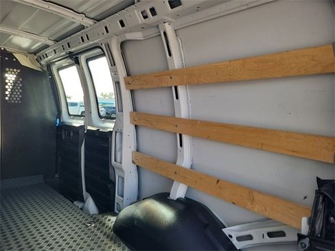 Certified 2024 GMC Savana 2500 w/ Driver Convenience Package image 7